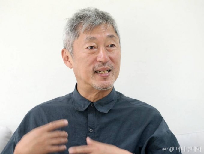 From 31 Years as a CEO to a Startup “Intern”